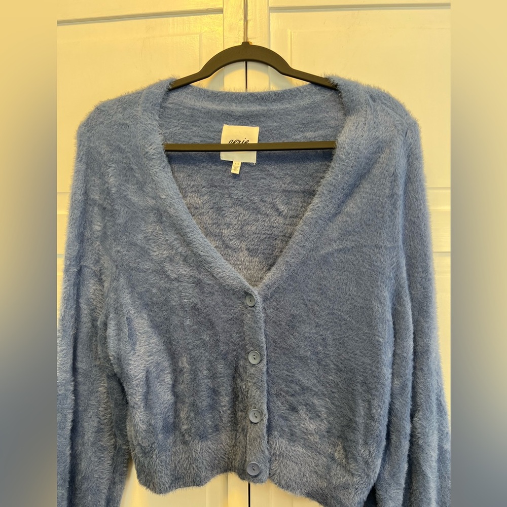 Aerie Fuzzy Cropped Cardigan Sweater Size Women’s Large Color Blue - Picture 2 of 10